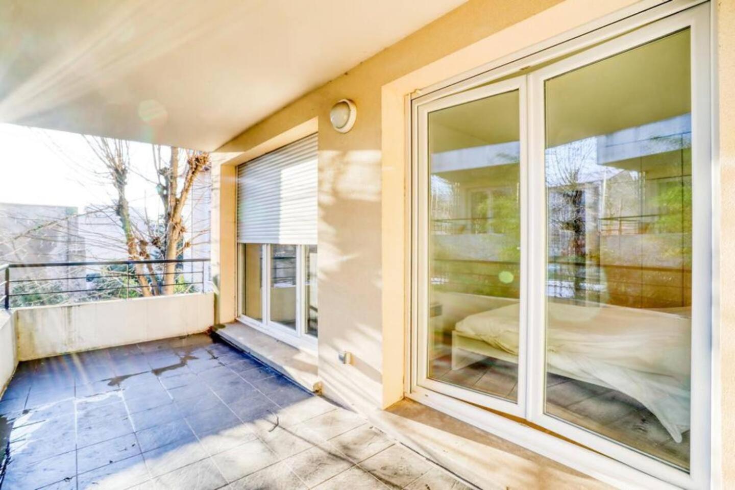Comme Chez Vous Appartement 2 Chambres Nanterre Exterior foto